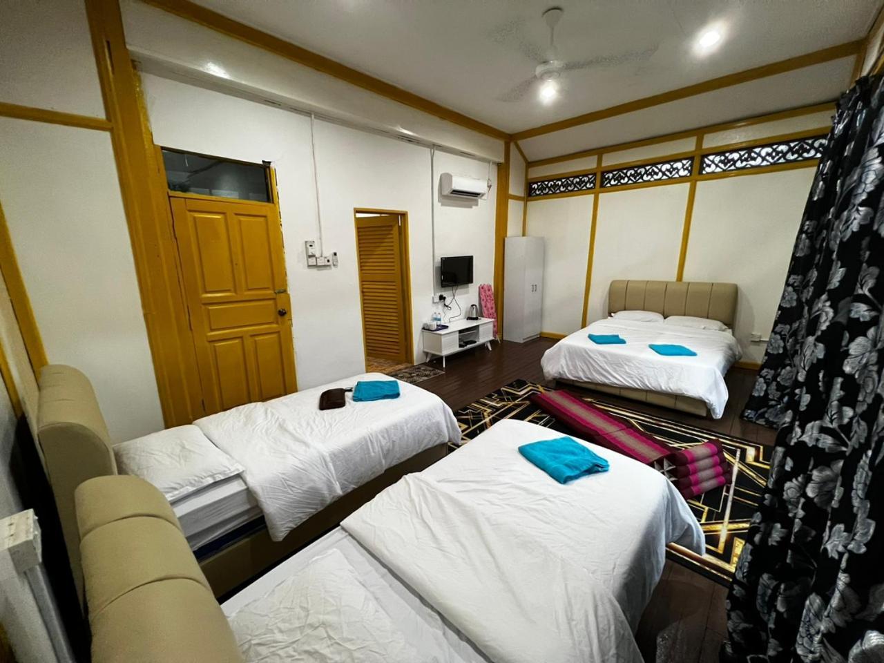 Teratak Al Qarni Hotel จิตรา ภายนอก รูปภาพ