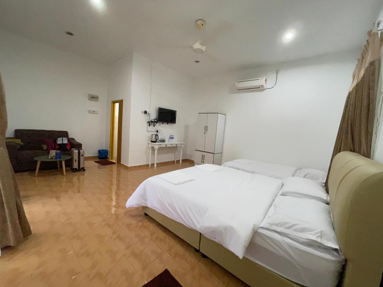 Teratak Al Qarni Hotel จิตรา ภายนอก รูปภาพ